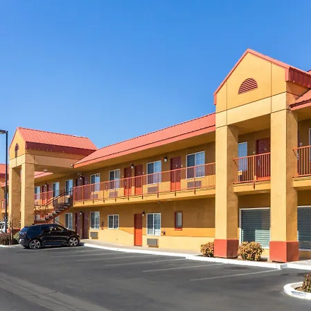 Quality Inn Fresno Near University-3