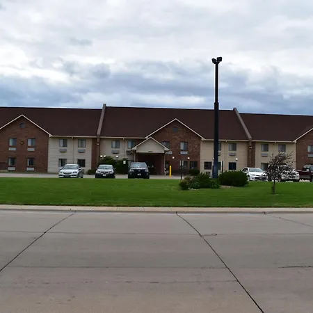 Days Inn By Wyndham Grand Island-2