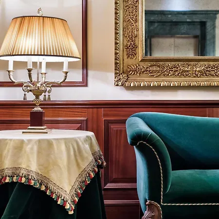 Royal Hotel Carlton-3