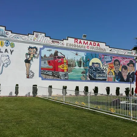 Ramada By Wyndham Kingman-3