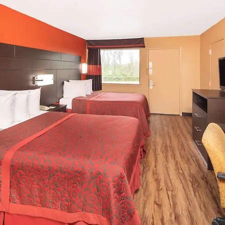 Days Inn By Wyndham Tupelo-3