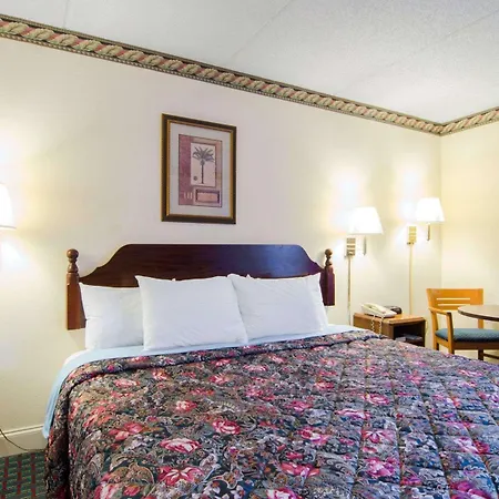 Rodeway Inn Norcross-3