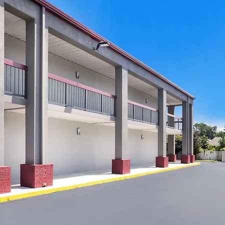 Red Roof Inn & Suites Statesboro - University-3
