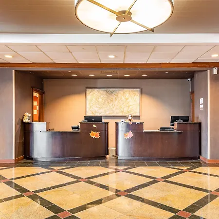 Wyndham Omaha Hotel - West Dodge-3