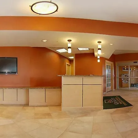 Baymont By Wyndham Indianapolis East-3