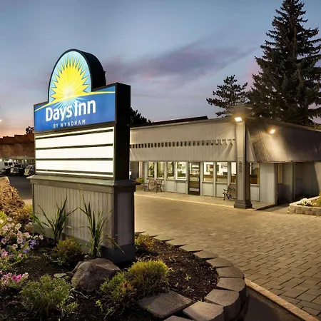 Days Inn By Wyndham Bend-3