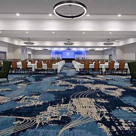 Doubletree By Hilton Bakersfield-3