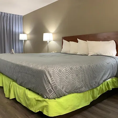 Econo Lodge Troy-2