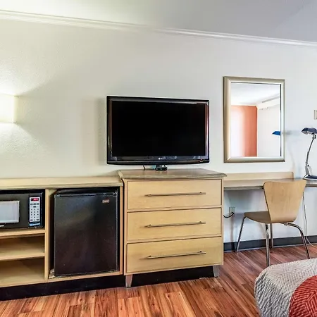 Motel 6-Gatlinburg, Tn - Smoky Mountains-3