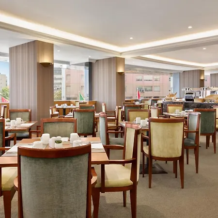 Ramada By Wyndham Lisbon-2