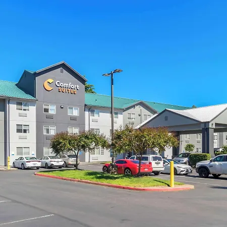 Comfort Suites Portland Airport-3