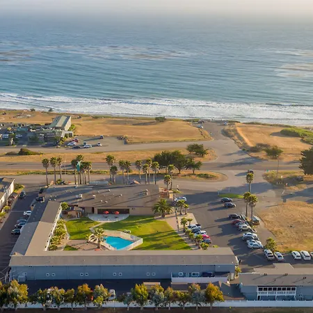 San Simeon Lodge-3