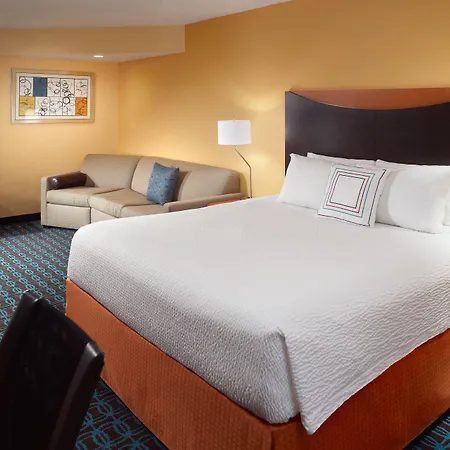 Fairfield Inn & Suites Clarksville-3