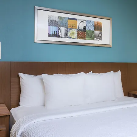 Fairfield Inn & Suites Victoria-3