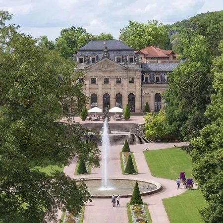 Maritim Hotel Am Schlossgarten-3