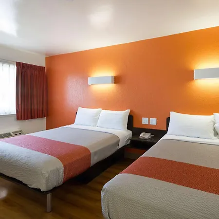 Motel 6-Claremont, Ca-3