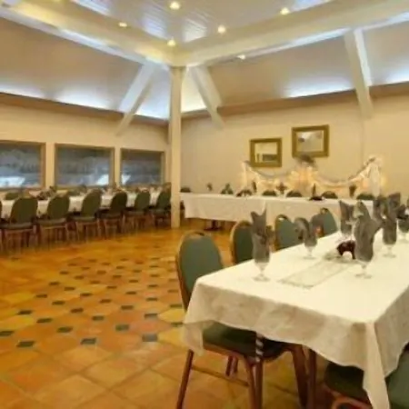 Merced Inn & Suites-2