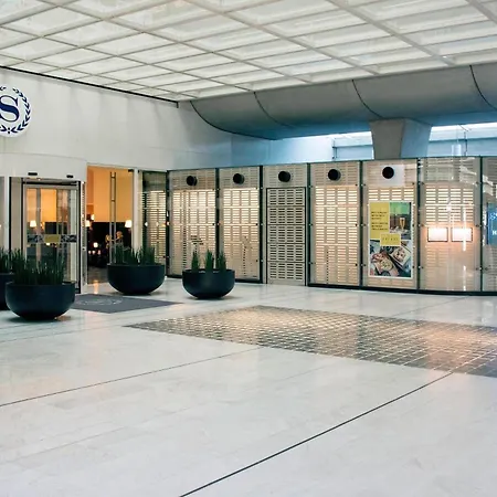 Sheraton Paris Roissy Airport-2