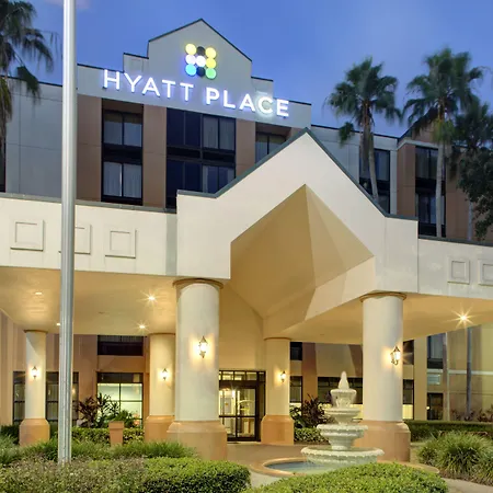 Hyatt Place Tampa Busch Gardens-3