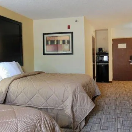 Quality Inn & Suites Greenville Near Downtown-2
