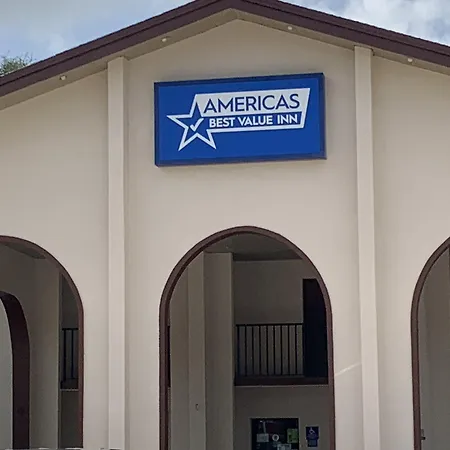 Americas Best Value Inn & Suites Melbourne-3