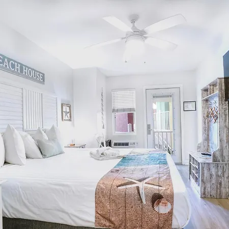 Lighthouse Resort: Inn & Suites-3