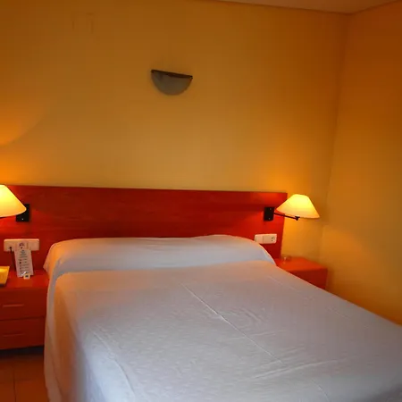 Aparthotel Bertran-2