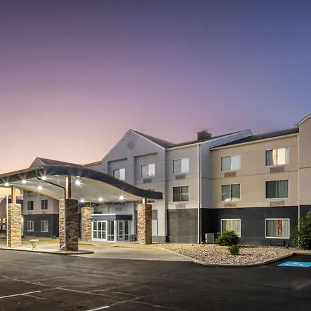 Fairfield Inn & Suites Butler-3