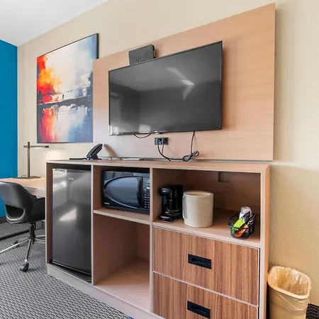 Americas Best Value Inn & Suites-Livingston-3