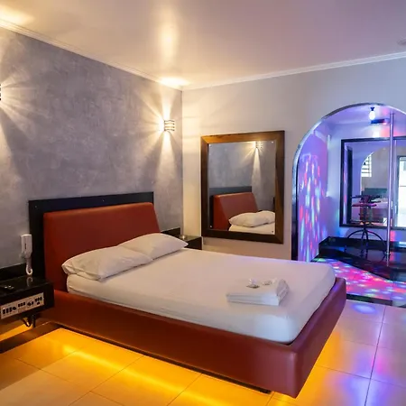 Motel 3 Peixinhos (Adults Only)-3