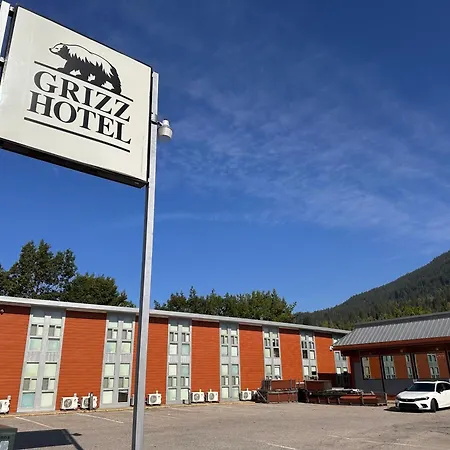 Grizz Hotel-2