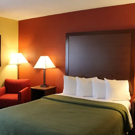 Quality Inn & Suites Lincoln South-2