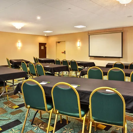 Days Inn By Wyndham Plattsburgh-2