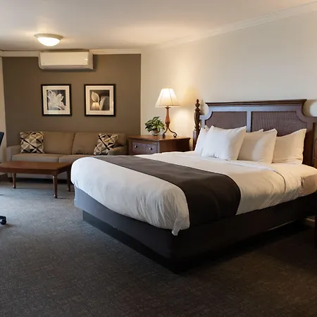 Weathervane Terrace Inn And Suites-3