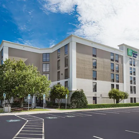 Holiday Inn Express & Suites Wilmington-University Center By Ihg-2