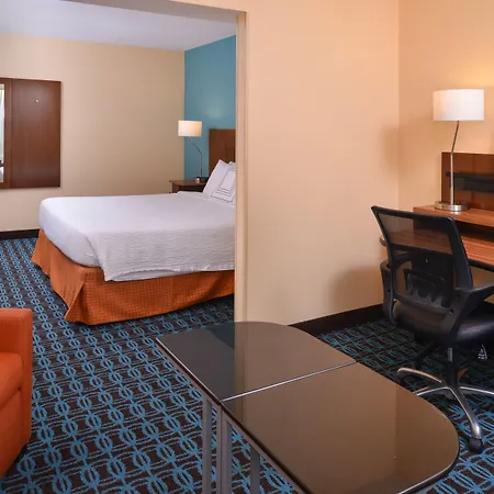 Baymont By Wyndham St Charles-3