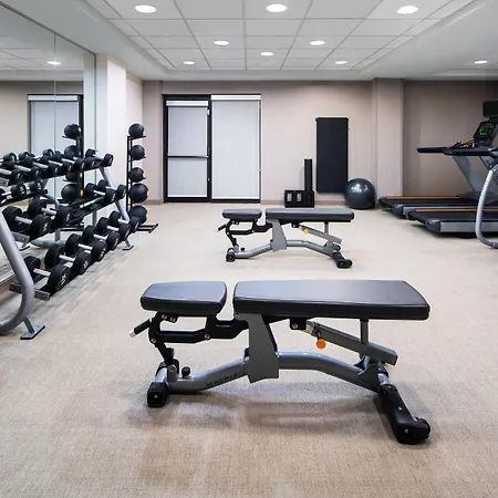 Springhill Suites Houston Hobby Airport-3