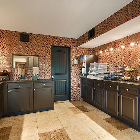 Best Western Windsor Suites-2