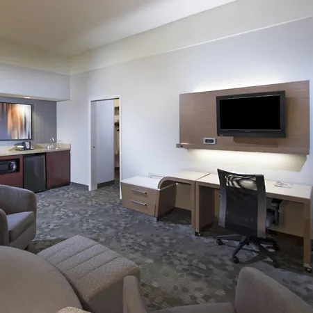 Courtyard By Marriott Dothan-2