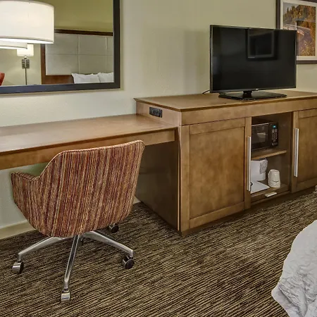 Hampton Inn Concord/Kannapolis-3