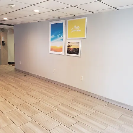 Days Inn By Wyndham Wilkes Barre-2