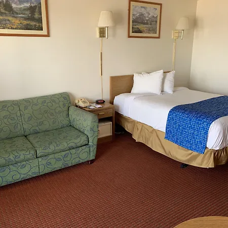 Travelodge By Wyndham Cedar City-3