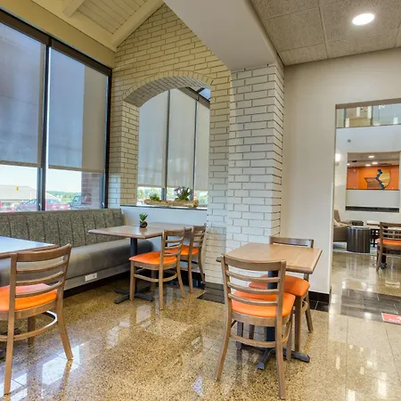 Drury Inn And Suites St Louis Collinsville-2