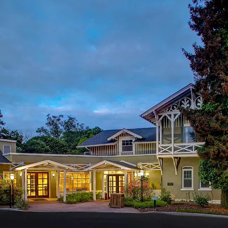 Tarrytown House Estate-3