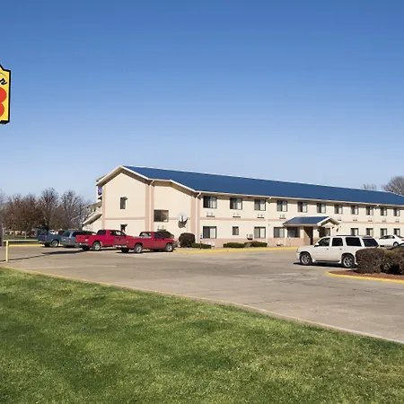 Super 8 By Wyndham Danville-3