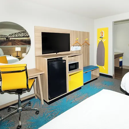 Days Inn By Wyndham Fort Smith-2