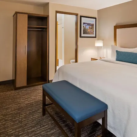 Best Western Plus Hudson I-94-2