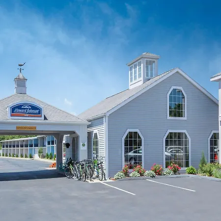 Howard Johnson By Wyndham Mystic-2