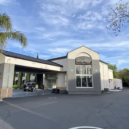 Prodigy Hotel, A Days Inn By Wyndham-2