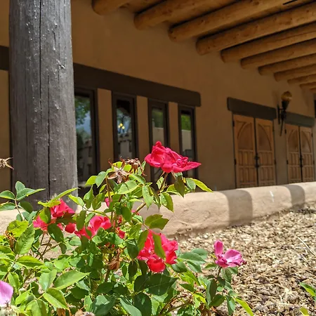 Sagebrush Inn & Suites-2